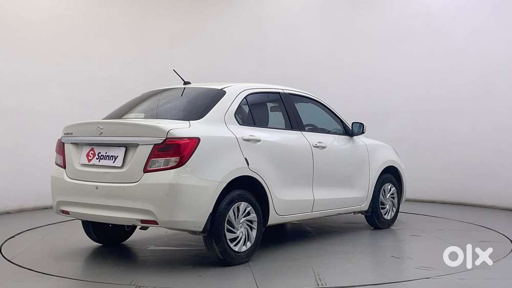 Maruti Suzuki Dzire 1.2 Vxi, 2022, Petrol