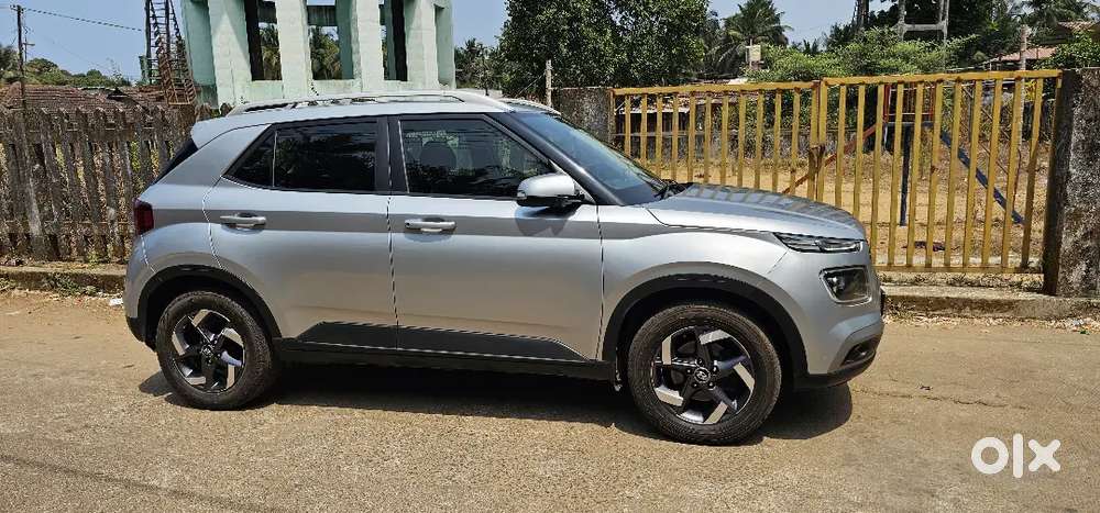 Hyundai Venue 2020 Diesel Well Maintained