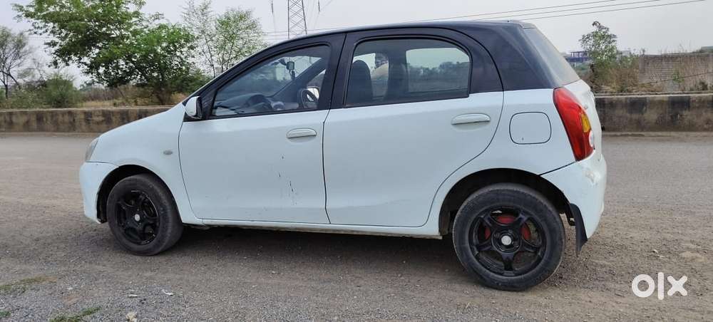 Toyota Etios Liva, 2012, Diesel