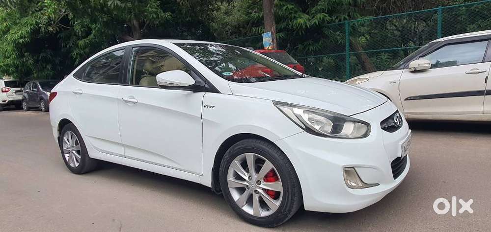 Hyundai Verna Fluidic 1.6 Vtvt Sx, 2013, Petrol