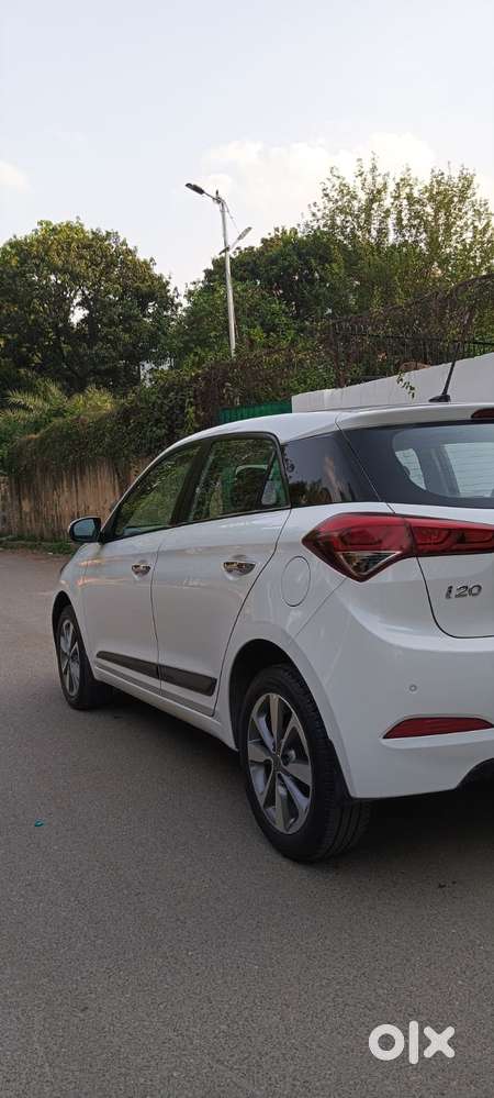 Hyundai I20 Petrol Asta Option, 2017, Petrol