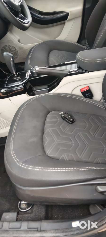Tata Nexon 1.2 Revotron Xza Plus (l) Dual Tone, 2021, Petrol