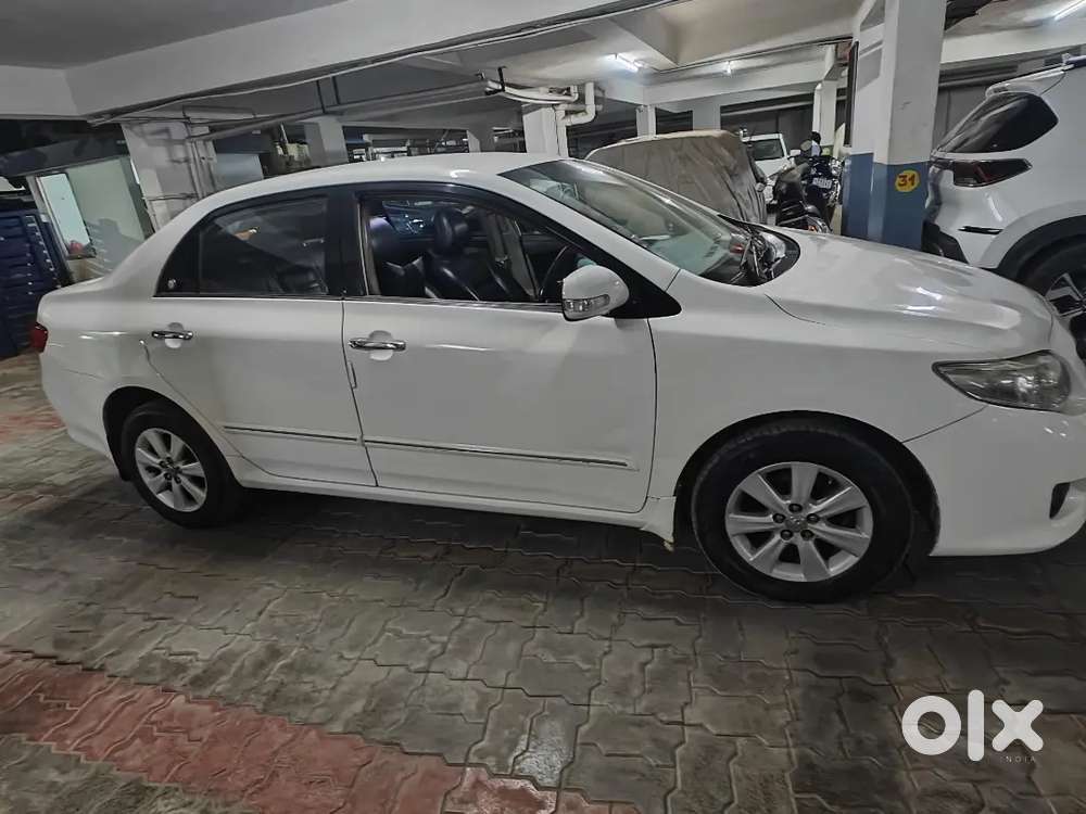 Toyota Corolla Altis 2011 Single Hand Used