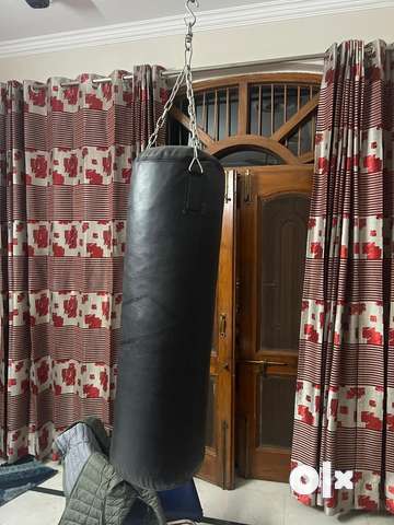 Outshock punching cheap bag