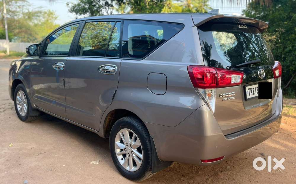 Toyota Innova Crysta