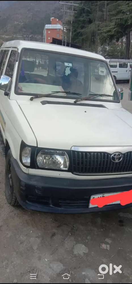 Toyota Qualis 2004