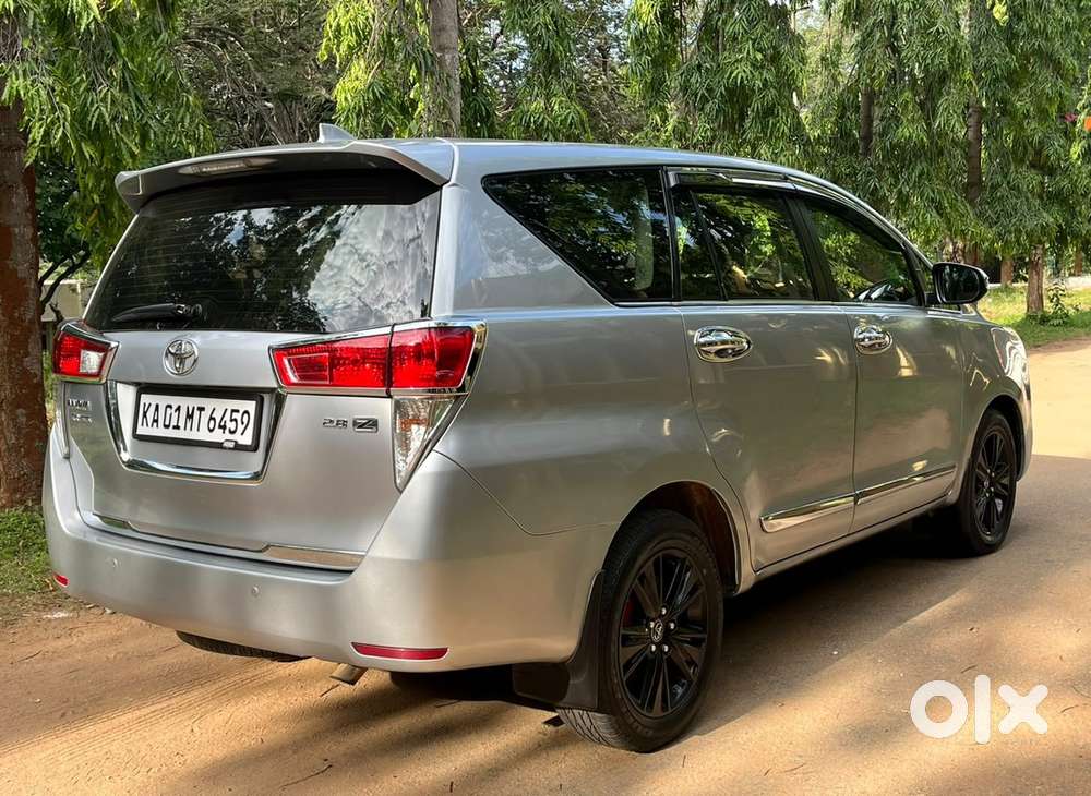 Toyota Innova Crysta 2019