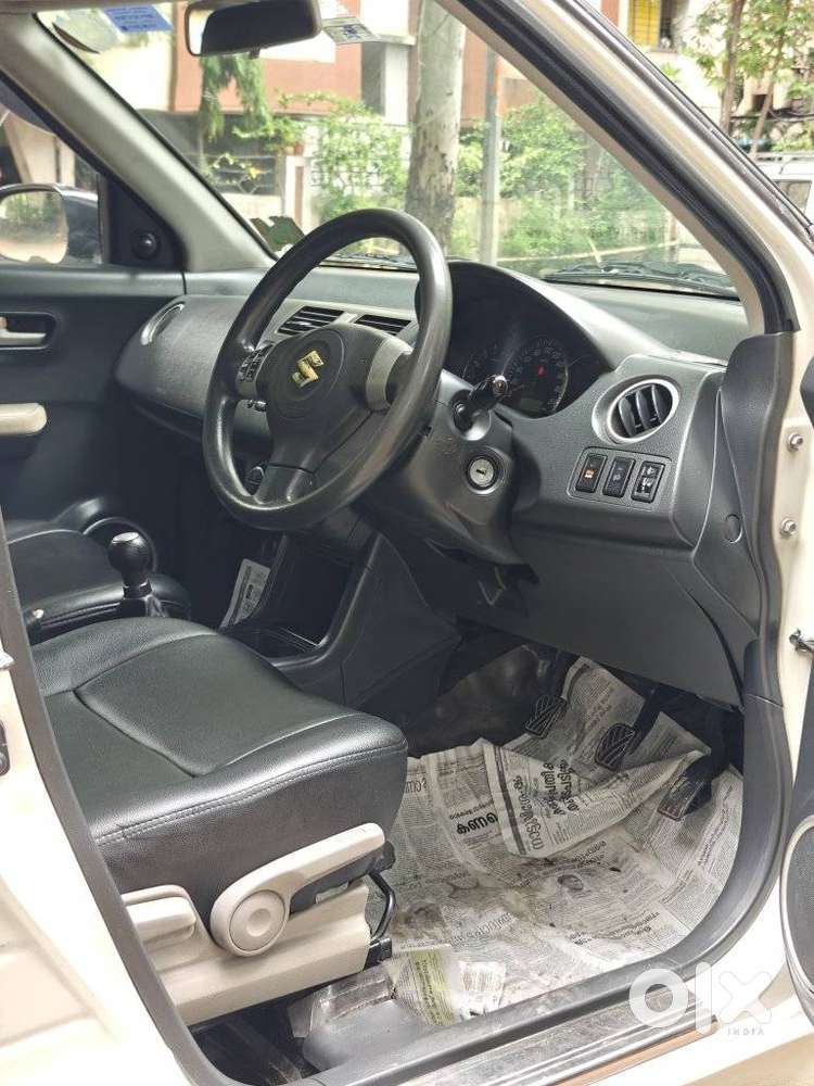 Maruti Suzuki Dzire 1.2 Zxi, 2011, Petrol