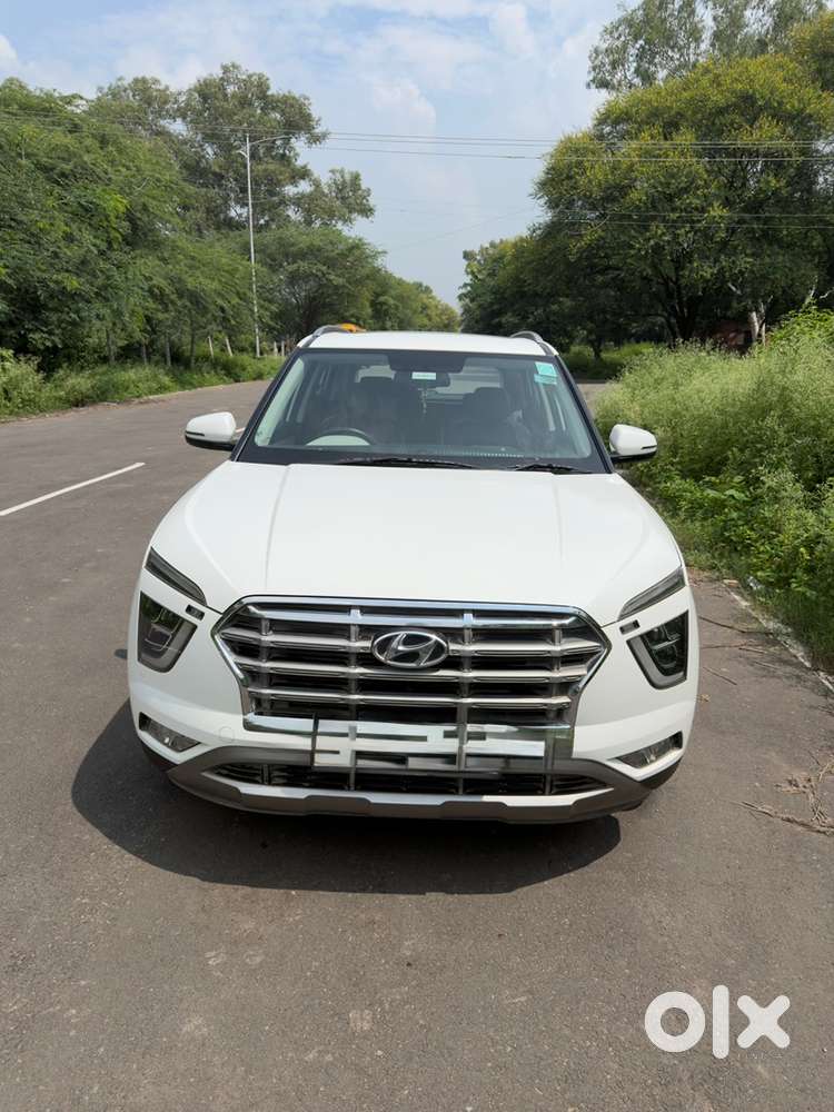 Hyundai Creta 2023 Petrol 51600 Km Driven In Service Record.