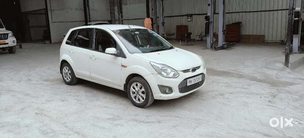 Ford Figo Petrol Manual 72000 Km 2014