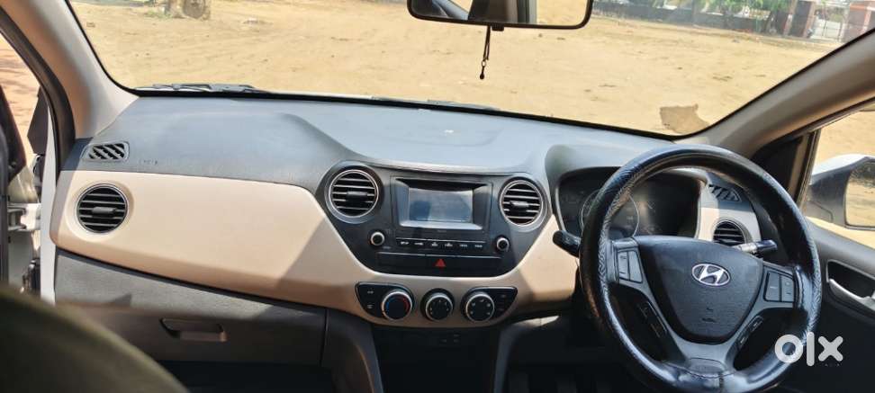 Hyundai Grand I10 Sportz, 2017, Petrol