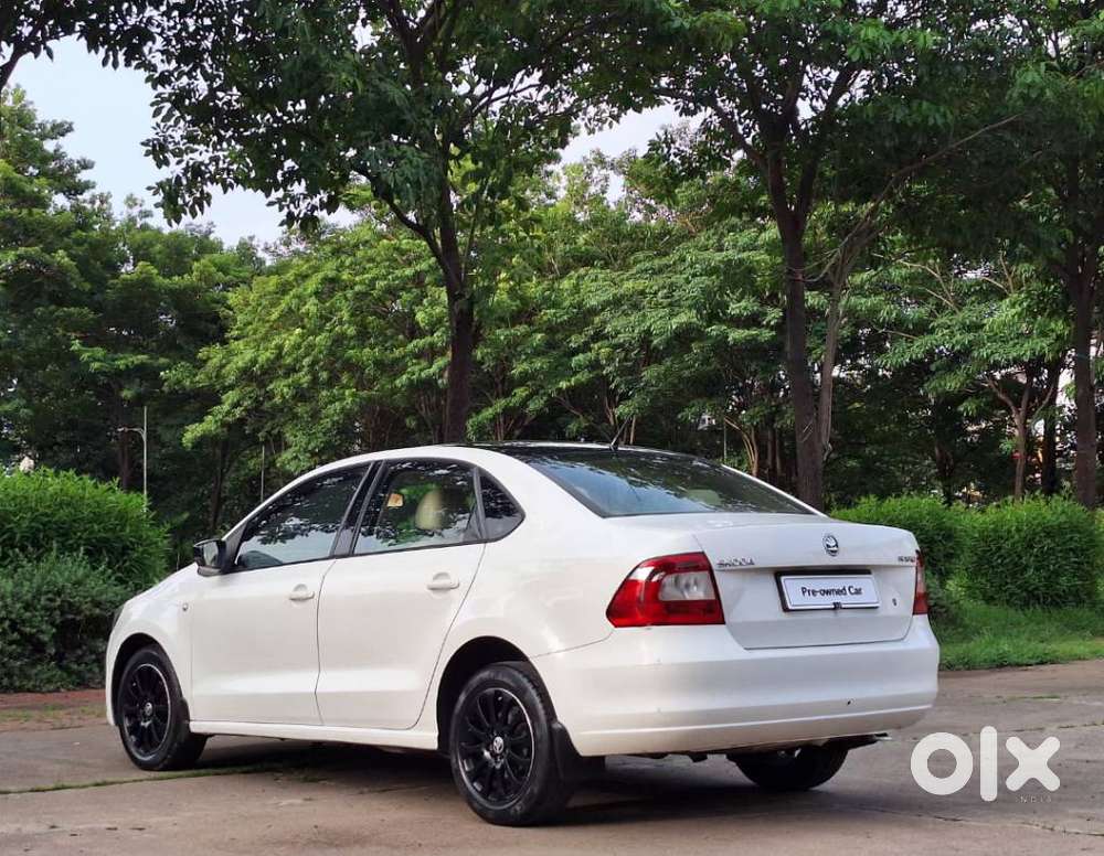 Skoda Rapid 1.5 Tdi At Elegance Black Package, 2015, Diesel