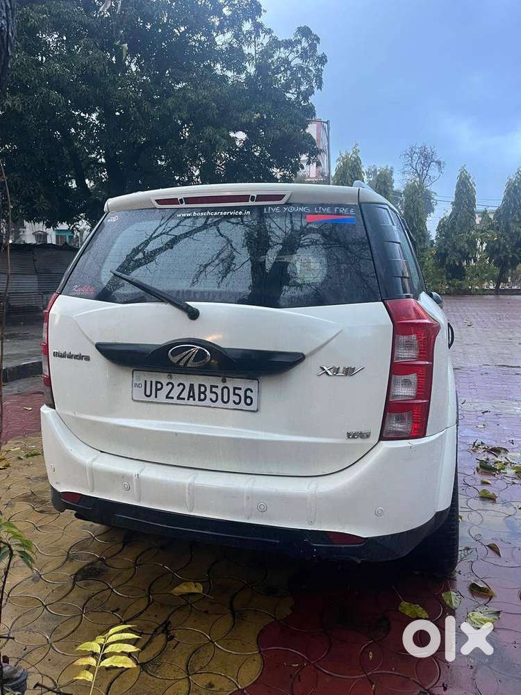 Mahindra Xuv500 2015 Diesel 130000 Km Driven