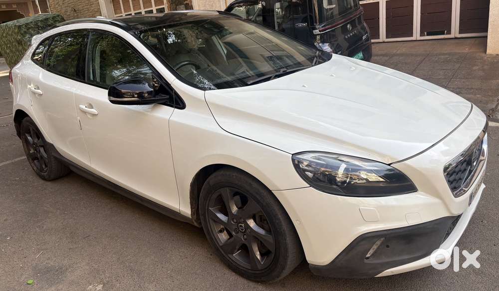 Volvo V40 Cross Country D3, 2015, Diesel