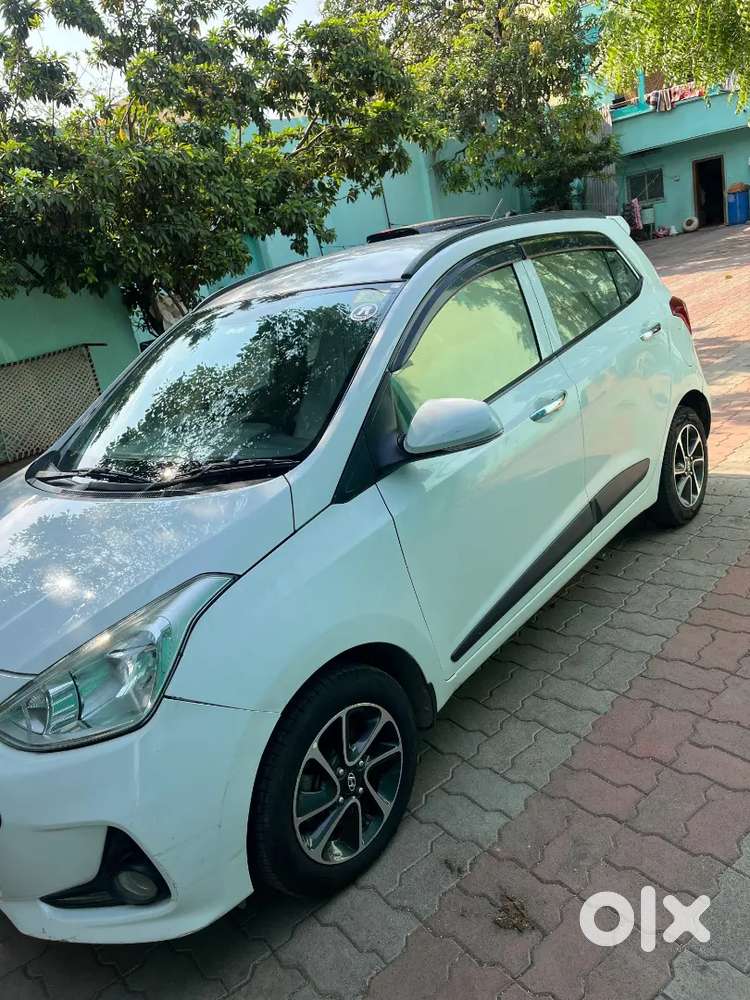 Hyundai Grand I10 2017 Diesel 106000 Km Driven
