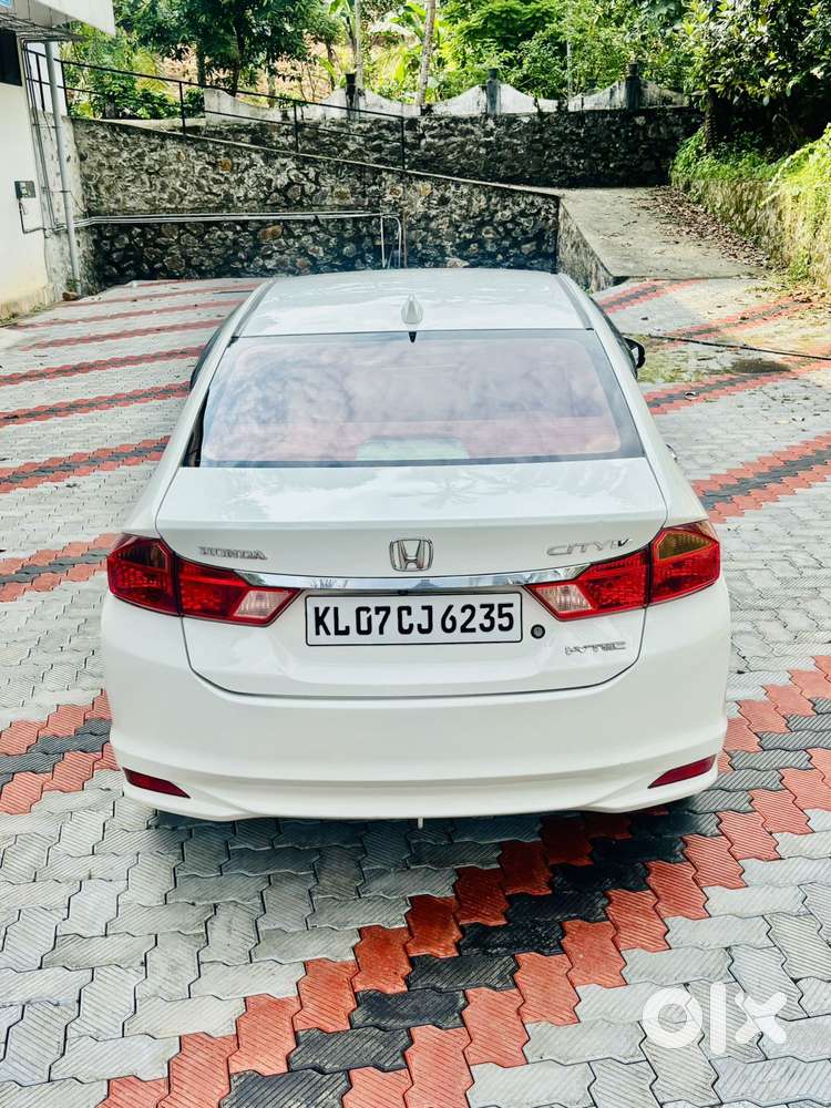 Honda City I-vtec V, 2017, Petrol