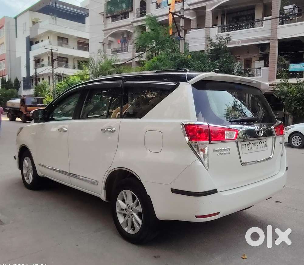 Toyota Innova Crysta 2.4 V 7 Str, 2020, Diesel