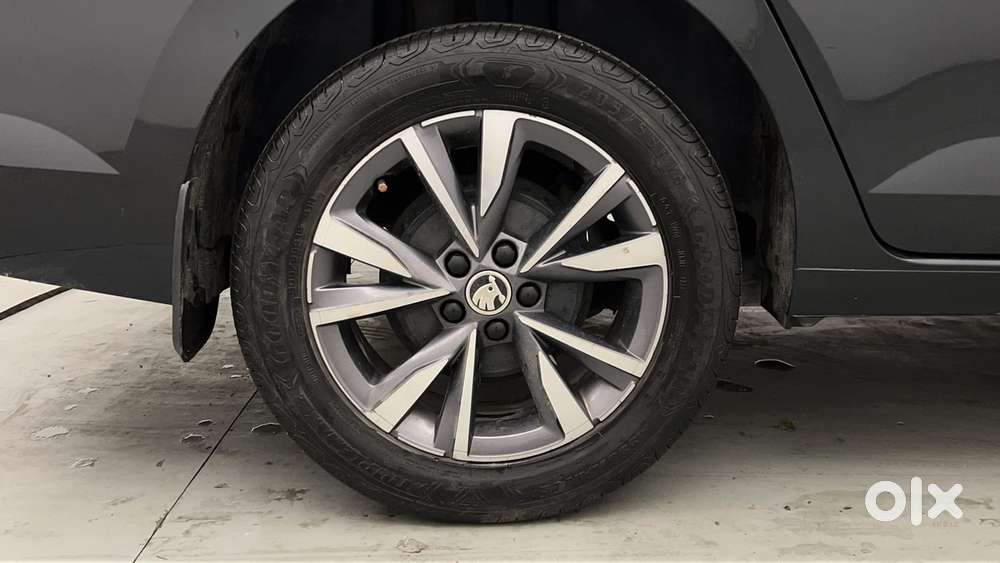 Skoda Slavia Style 1.5l Tsi Dsg, 2022, Petrol