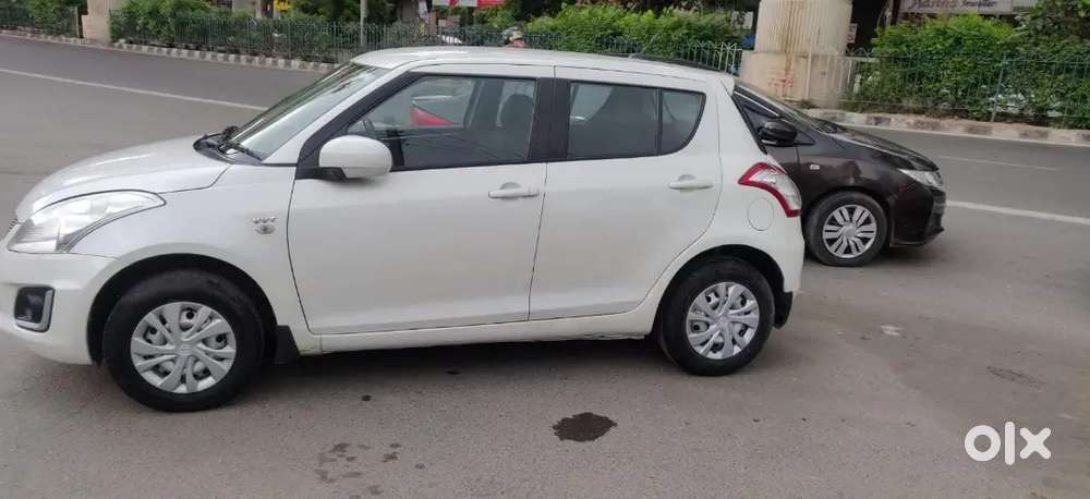 Maruti Suzuki Swift 2016 Petrol 80000 Km Driven