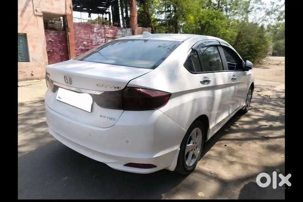 Honda City 2015 Cng & Hybrids Well Maintained