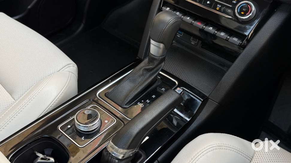 Mahindra Xuv700 2.0 Ax 7 Petrol At Luxury Pack Str, 2025, Diesel