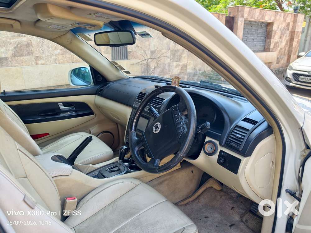 Mahindra Rexton, 2013