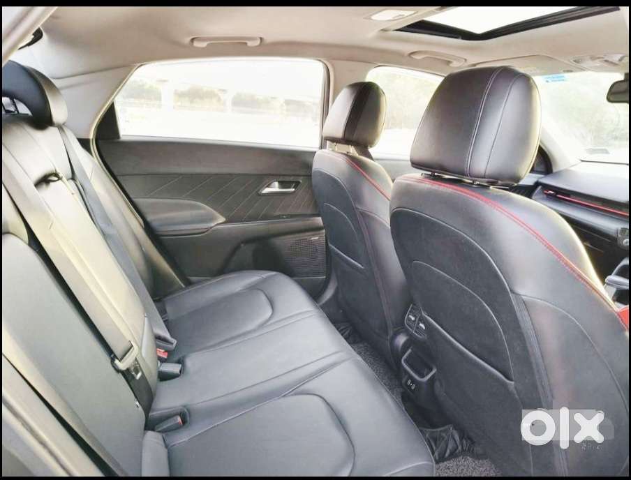 Hyundai Verna 1.5 Sx (o) Turbo Petrol Mt, 2023, Petrol