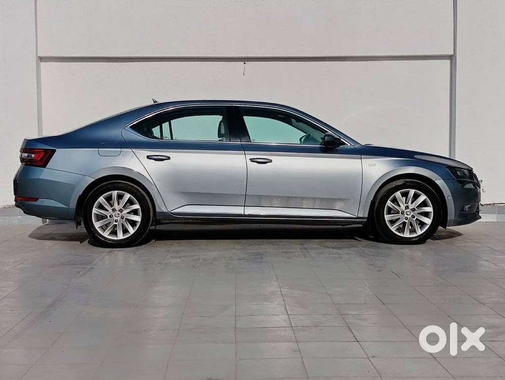 Skoda Superb 2.0 L&k Tsi At, 2019, Petrol