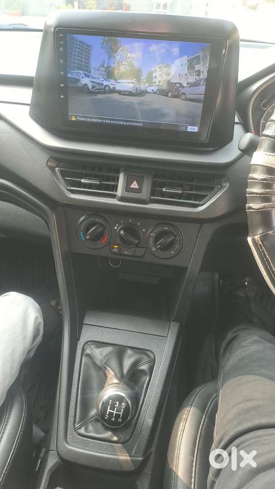 Maruti Suzuki Brezza 1.5 Lxi Smart Hybrid, 2024, Petrol