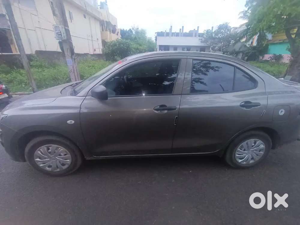 Maruti Suzuki Dzire Lxi 2025 Petrol