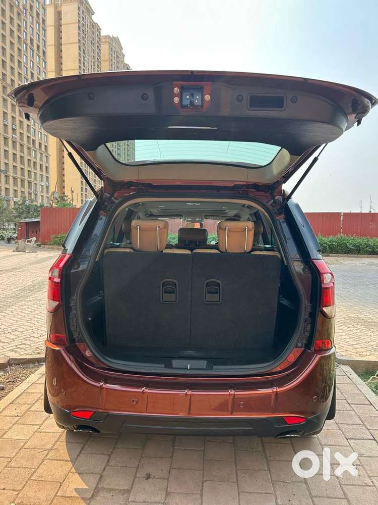 Mahindra Xuv500 W11 Option At Awd, 2018, Diesel