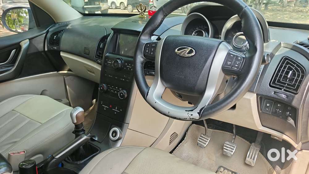 Mahindra Xuv500 2.2 W10, 2016, Diesel