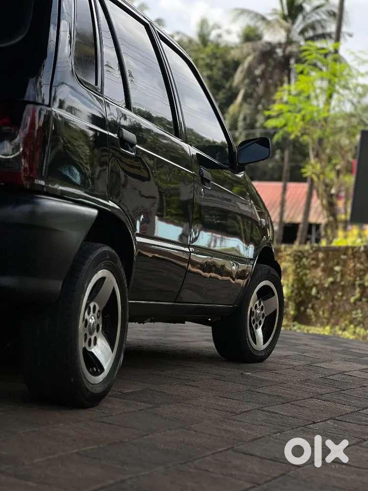 Maruti Suzuki 800 2013