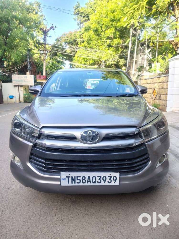 Toyota Innova Crysta 2.4 V, 2016, Diesel