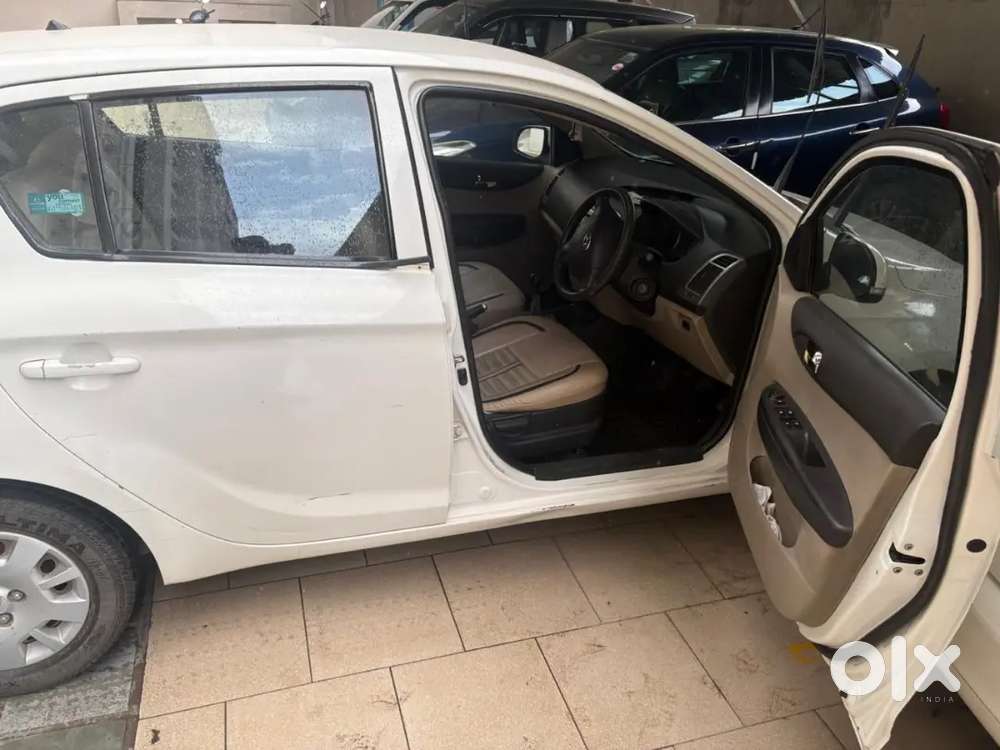 Hyundai I20 Magna 2013