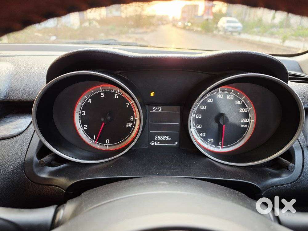 Maruti Suzuki Swift Vxi + Manual, 2023, Petrol
