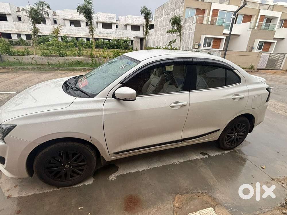 Maruti Suzuki Dzire Zxi 2025 Automatic Petrol