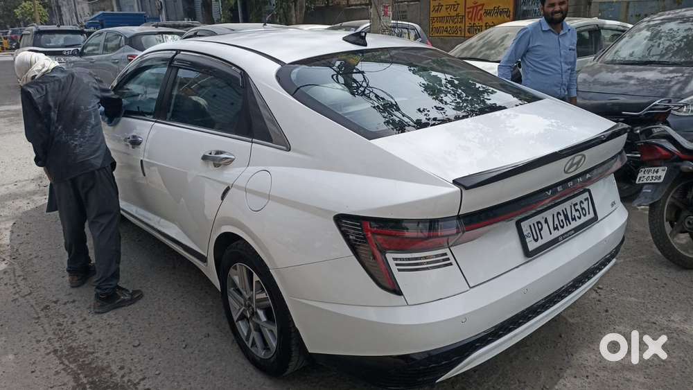Hyundai Verna 1.5 Petrol 2025