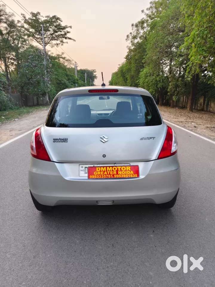 Maruti Suzuki Swift Lxi Optional-o, 2017, Petrol