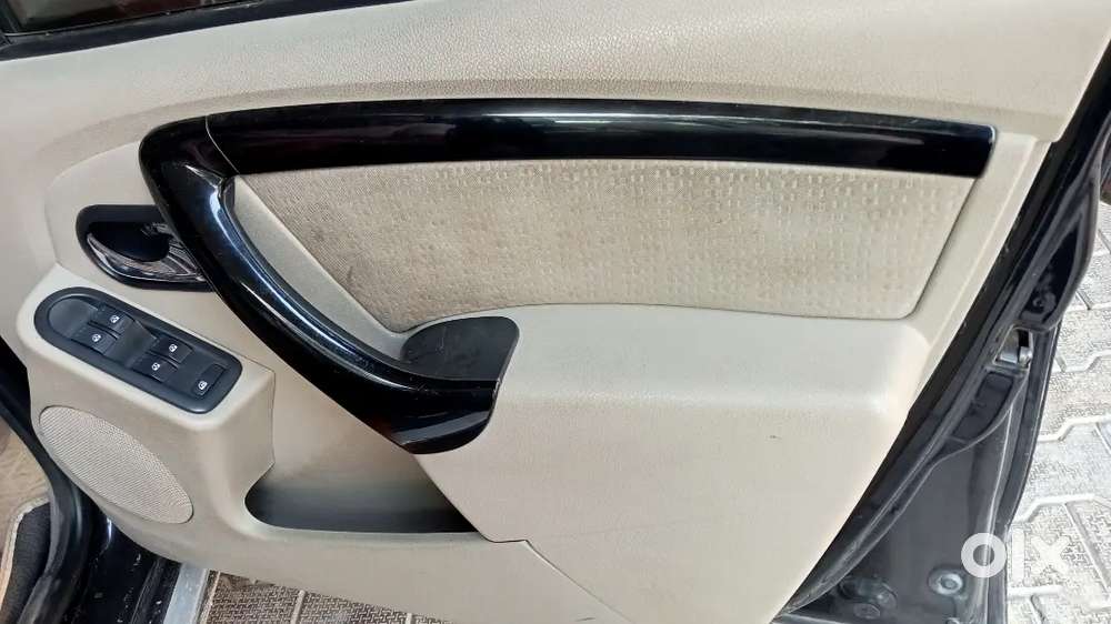 Nissan Terrano 2015