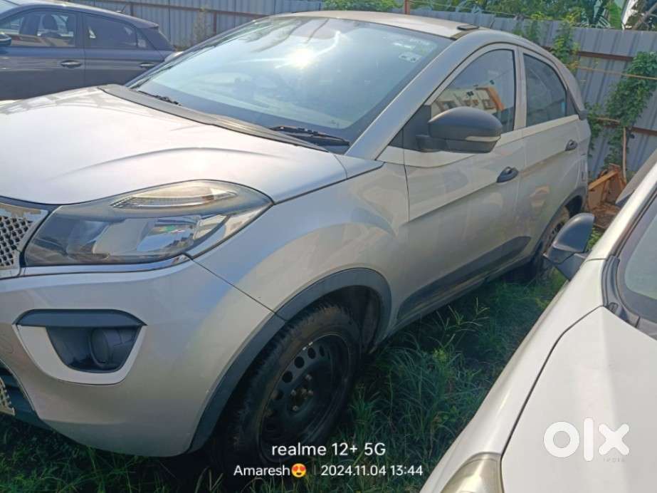 Tata Nexon 1.2 Revotron Xt, 2018, Petrol