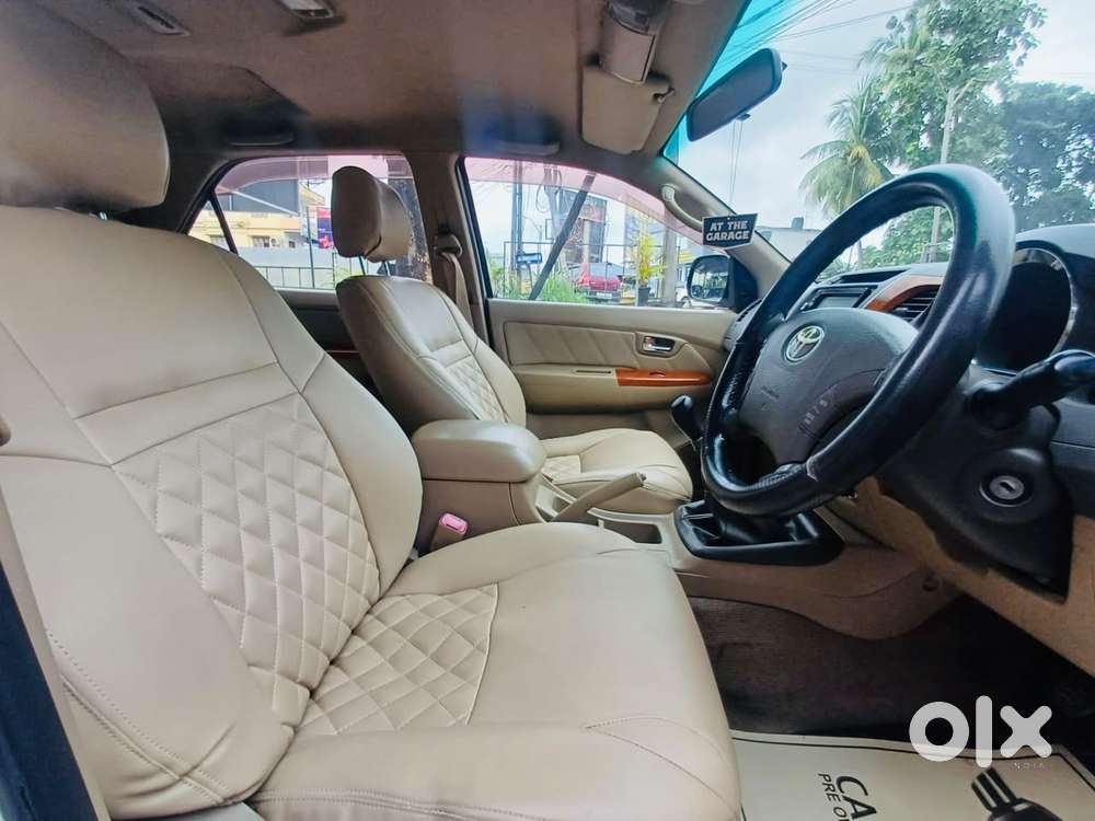 Toyota Fortuner 3.0 4x4 Manual, 2011, Diesel