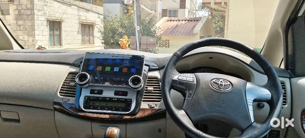 Toyota Innova 2014 Diesel Well Maintained