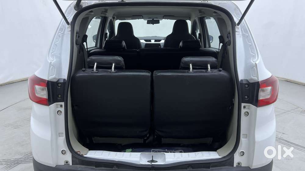Renault Triber Rxz Easy-r Amt, 2021, Petrol