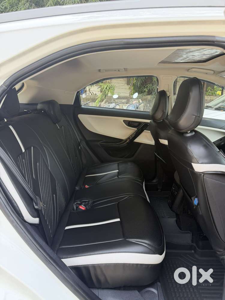 Tata Nexon, 2025, Petrol