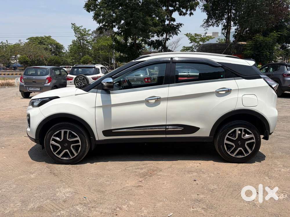 Tata Nexon 1.5 Revotorq Xm (s), 2021, Diesel
