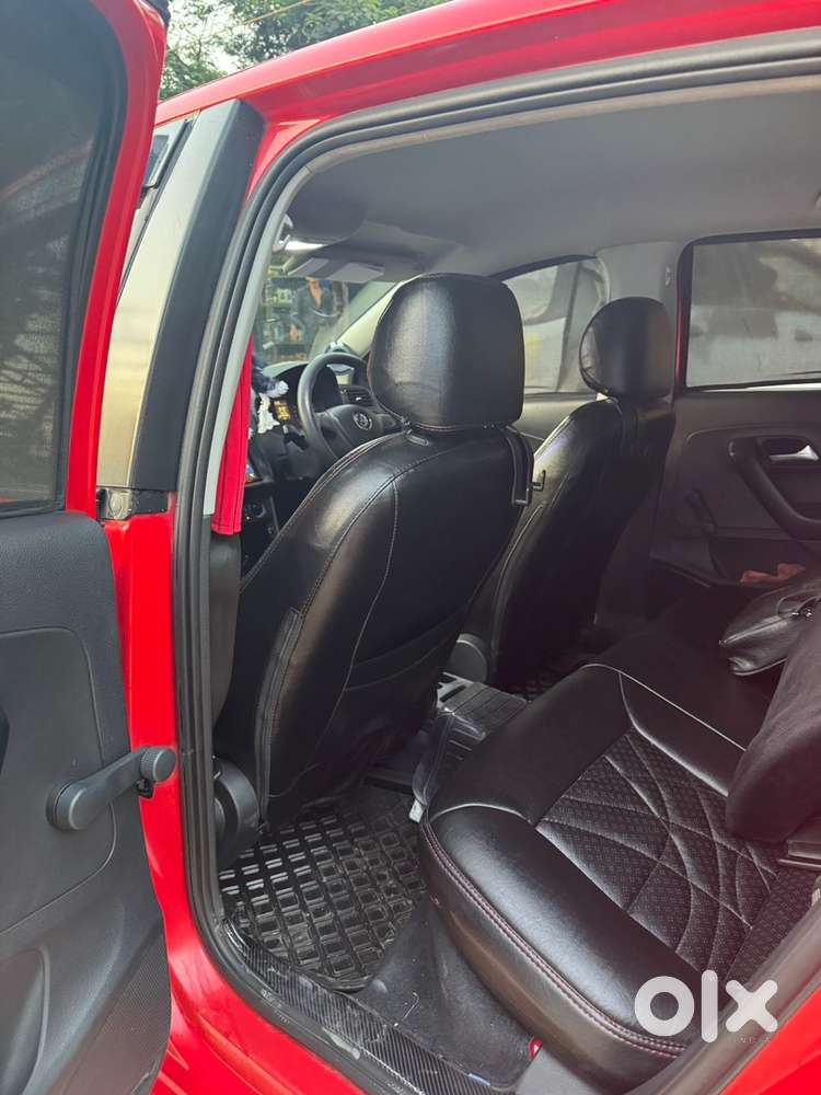 Volkswagen Polo 2016 Car