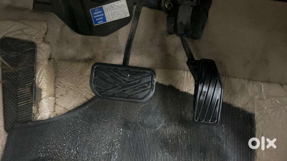 Maruti Suzuki Swift Dzire Amt Vxi, 2019, Petrol