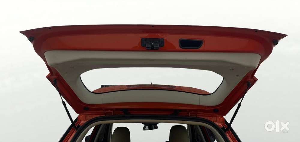 Mahindra Xuv300 W8, 2019, Petrol