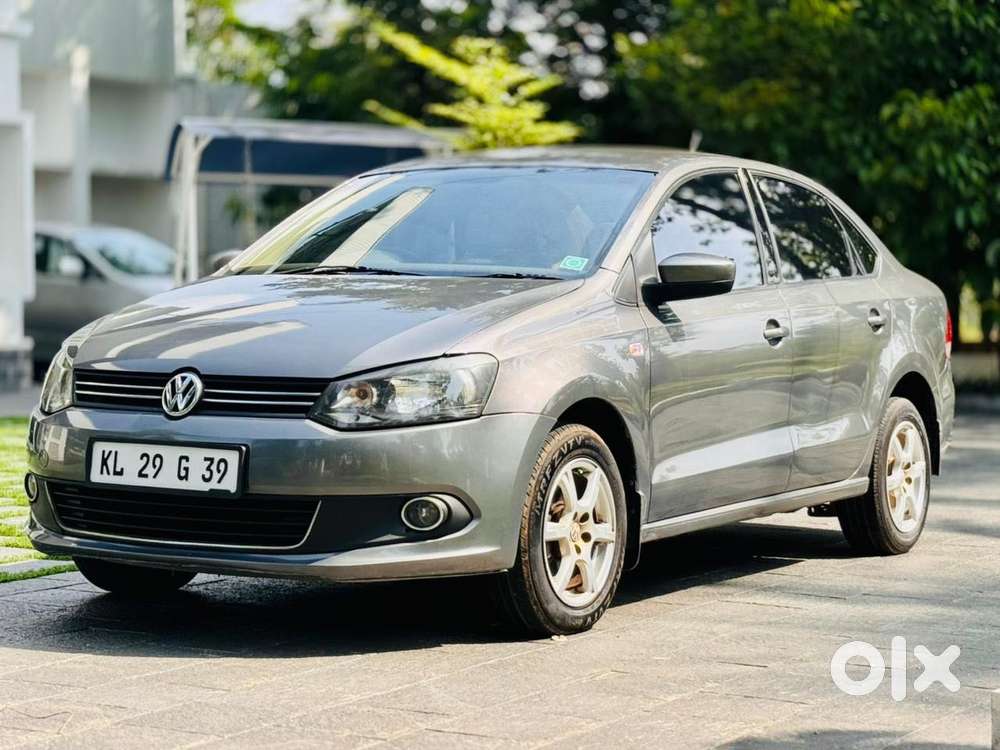 Volkswagen Vento Celeste 1.6 Highline, 2013, Petrol